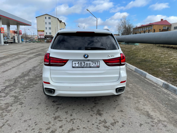 BMW X5 F15, 5 мест, 2016 г.