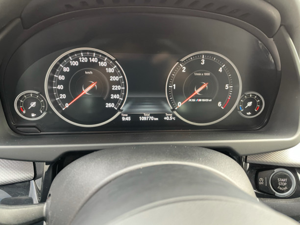 BMW X5 F15, 5 мест, 2016 г.