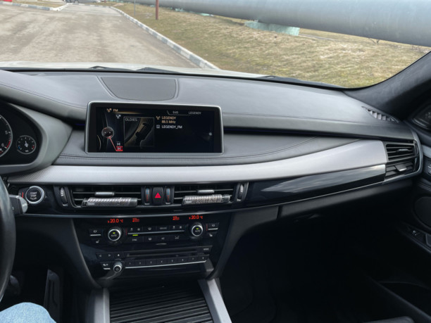 BMW X5 F15, 5 мест, 2016 г.