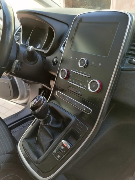 Renault Grand Scenic IV, 5 мест, 2017 г.