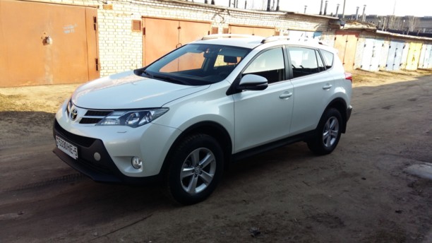 Toyota RAV4 IV (XA40), 5 мест, 2013 г.