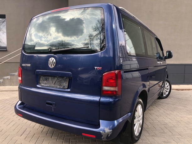 Volkswagen Multivan T5, 2008 г.