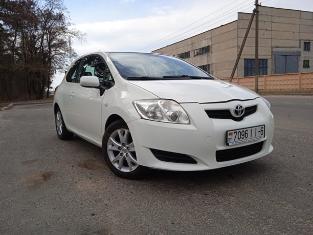 Toyota Auris I (E150), 2009 г.