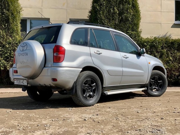 Toyota RAV4 II (XA20), 5 мест, 2001 г.