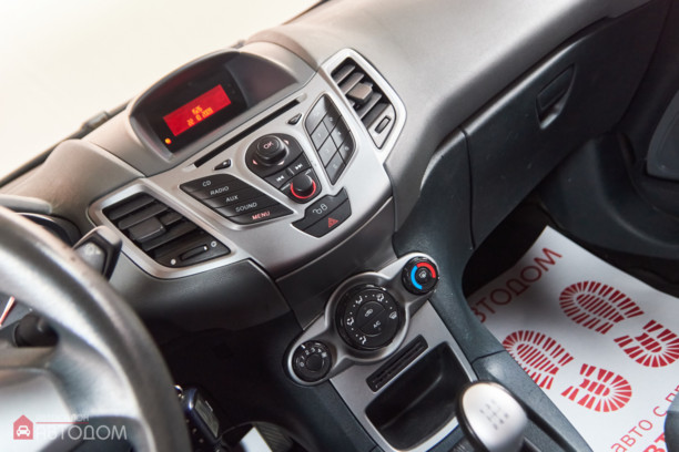 Ford Fiesta VI, 2009 г.