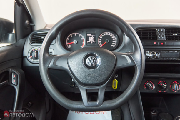 Volkswagen Polo Sedan I · Рестайлинг, 2017 г.