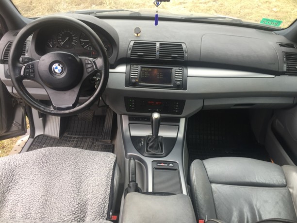 BMW X5 E53, 5 мест, 2004 г.