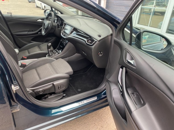 Opel Astra K, 2016 г.