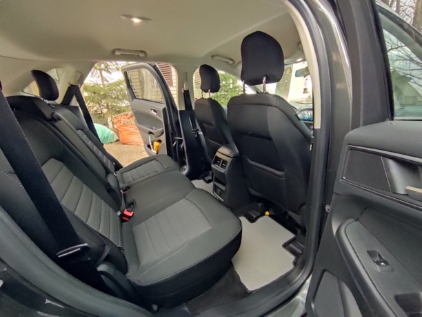 Ford Edge II, 5 мест, 2016 г.