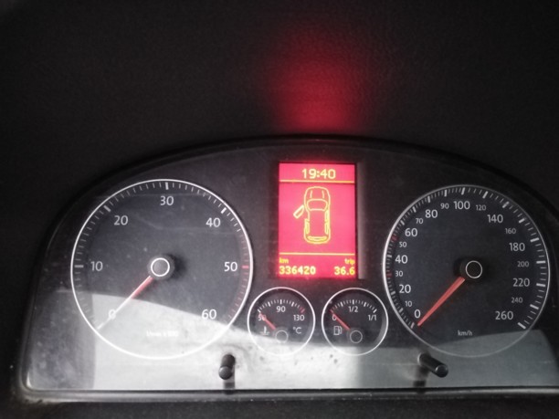 Volkswagen Touran I, 5 мест, 2006 г.