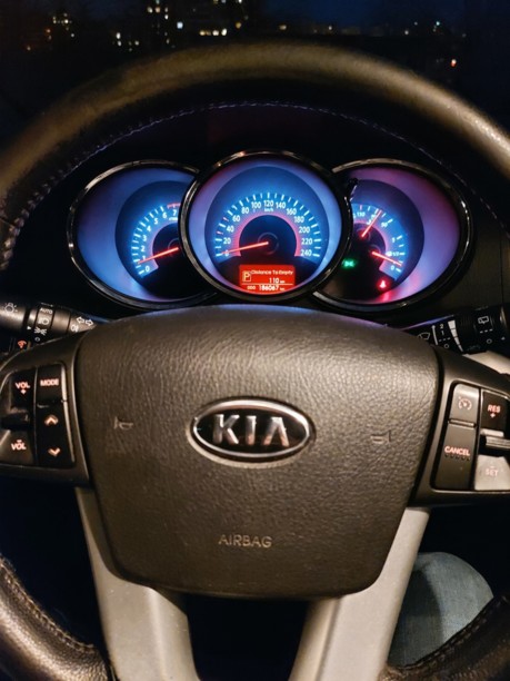 Kia Sorento II, 5 мест, 2010 г.