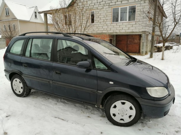 Opel Zafira A, 7 мест, 2001 г.