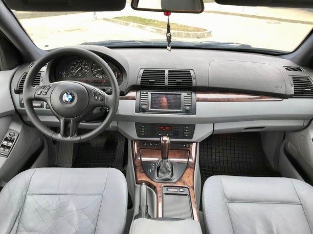 BMW X5 E53, 5 мест, 2003 г.