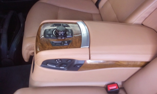 BMW 7 серия F02 (Long), 2011 г.