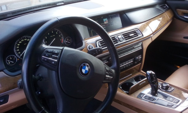 BMW 7 серия F02 (Long), 2011 г.