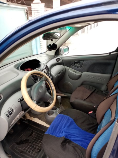 Toyota Yaris Verso, 2000 г.