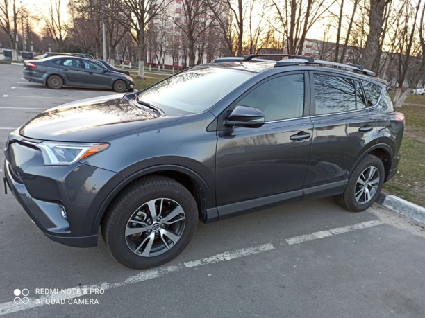 Toyota RAV4 IV (XA40) · Рестайлинг, 5 мест, 2017 г.