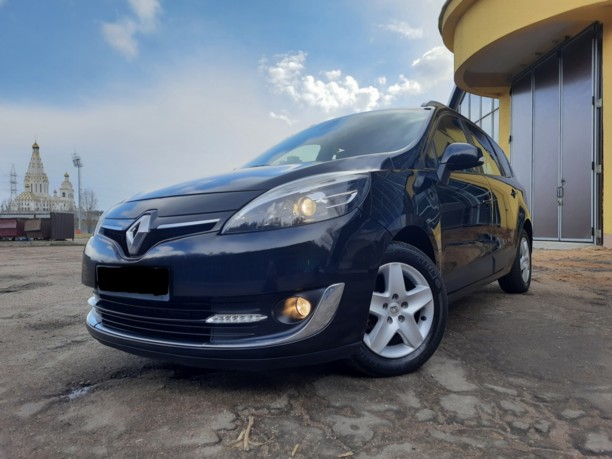Renault Grand Scenic III · 2-й рестайлинг, 7 мест, 2013 г.
