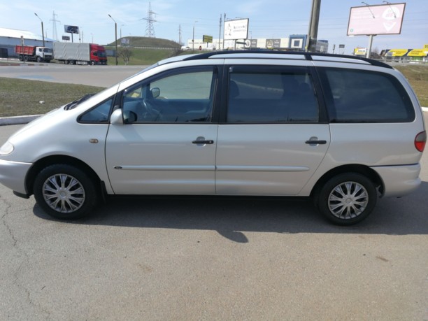 Ford Galaxy I, 7 мест, 2000 г.