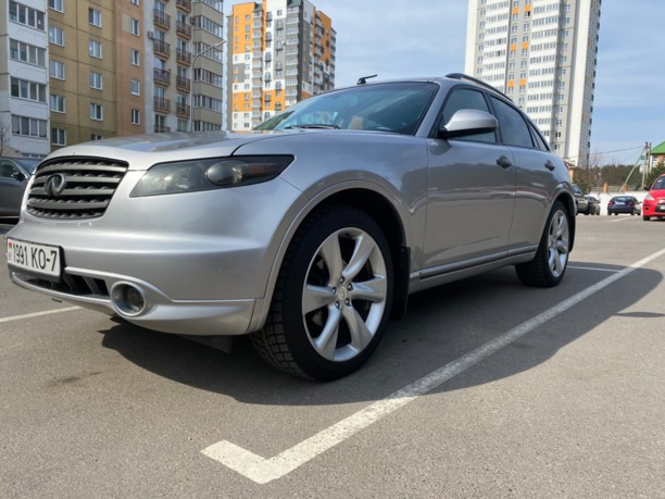 Infiniti FX I, 2003 г.