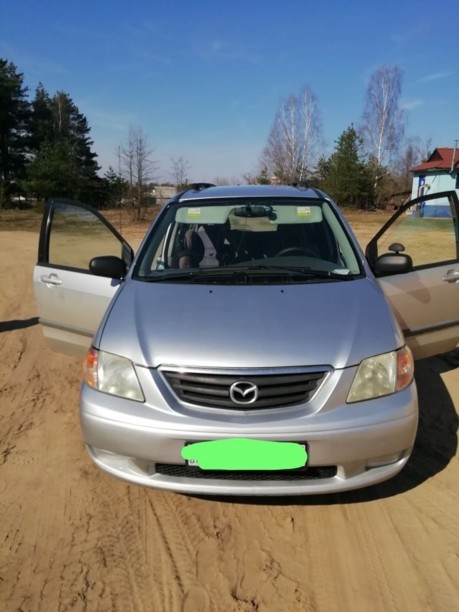 Mazda MPV II, 7 мест, 2001 г.