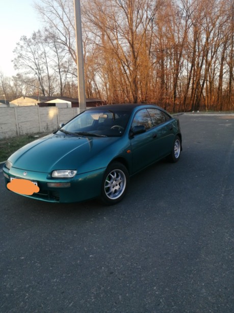 Mazda 323F, 1997 г.