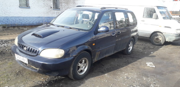 Kia Carnival I, 7 мест, 2000 г.