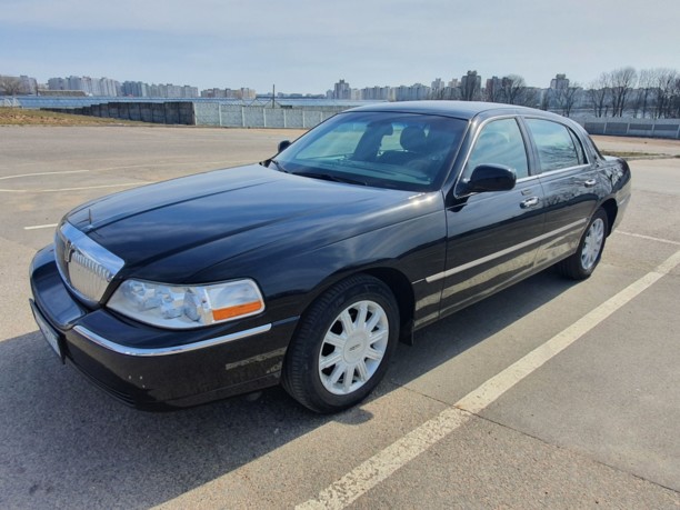 Lincoln Town Car III · Рестайлинг, 2009 г.