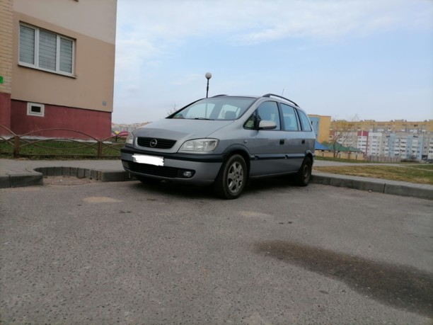 Opel Zafira A, 7 мест, 2000 г.