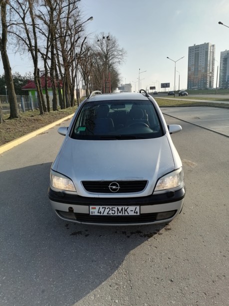 Opel Zafira A, 7 мест, 2002 г.