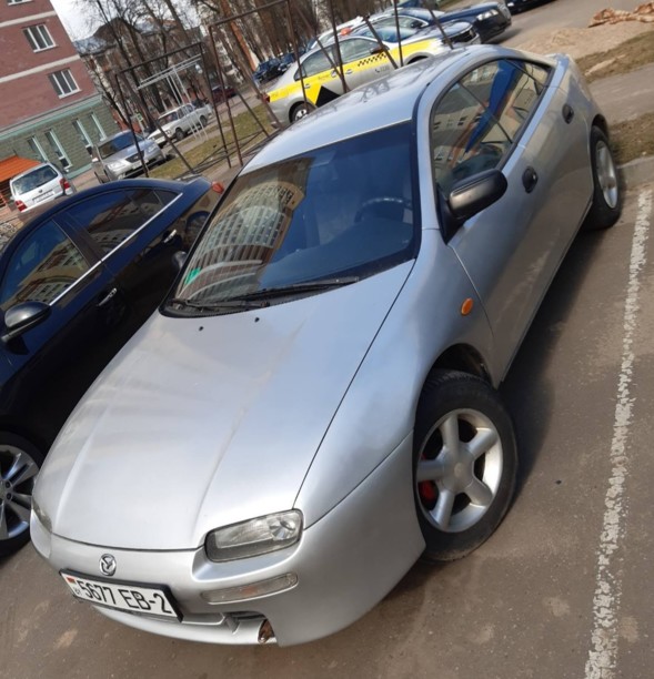 Mazda 323F, 1998 г.