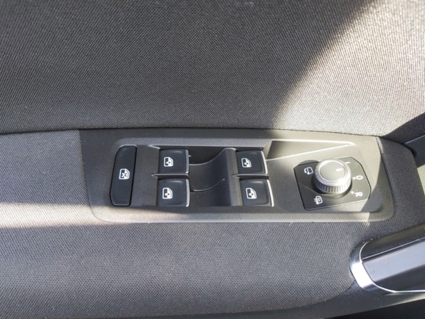 Volkswagen Touran III, 5 мест, 2016 г.