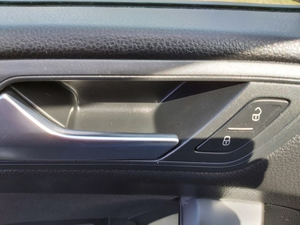 Volkswagen Touran III, 5 мест, 2016 г.