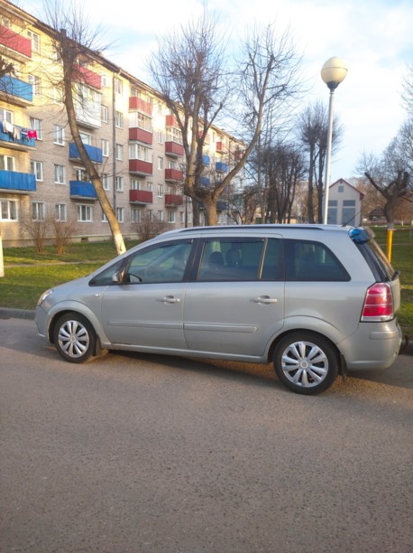 Opel Zafira B, 7 мест, 2006 г.