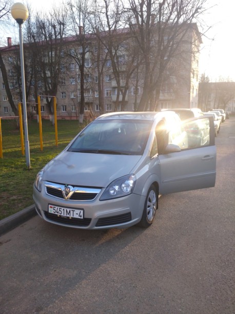 Opel Zafira B, 7 мест, 2006 г.