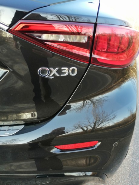 Infiniti QX30, 2018 г.