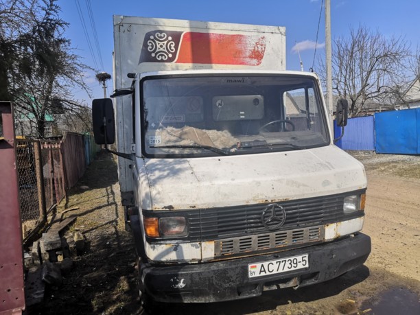 Mercedes 609 Мерседес 609д, 1990 г.