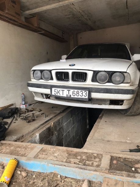 BMW 5 серия E34, 1990 г.