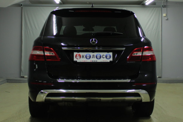 Mercedes-Benz M-Класс W166, 5 мест, 2012 г.