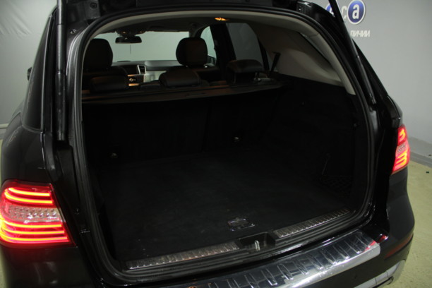 Mercedes-Benz M-Класс W166, 5 мест, 2012 г.