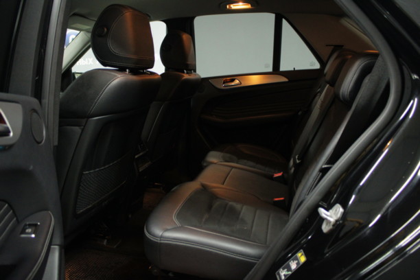 Mercedes-Benz M-Класс W166, 5 мест, 2012 г.