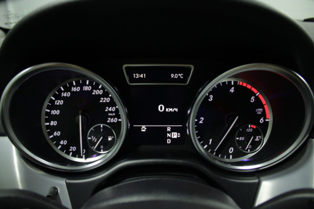 Mercedes-Benz M-Класс W166, 5 мест, 2012 г.