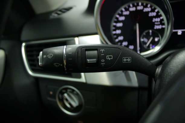 Mercedes-Benz M-Класс W166, 5 мест, 2012 г.