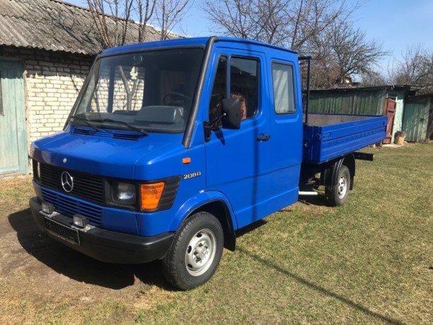 Mercedes Т1 207D - 410D 208D, 1993 г.