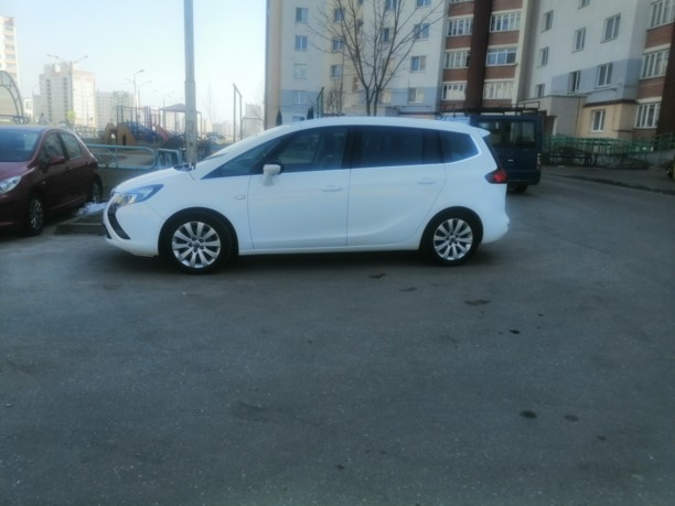 Opel Zafira C, 7 мест, 2014 г.