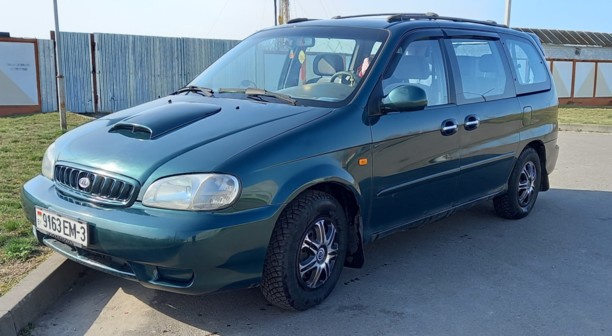 Kia Carnival I, 7 мест, 2001 г.