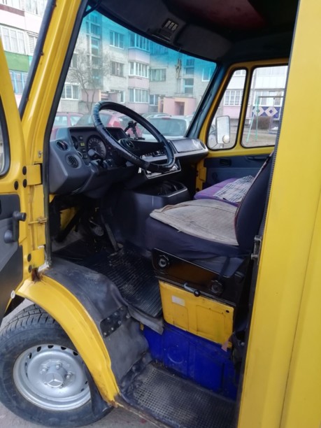 Mercedes 207-310 308D, 1995 г.