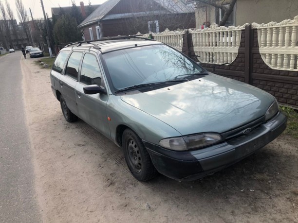 Ford Mondeo I, 1993 г.