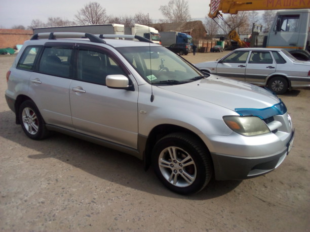 Mitsubishi Outlander I, 5 мест, 2003 г.