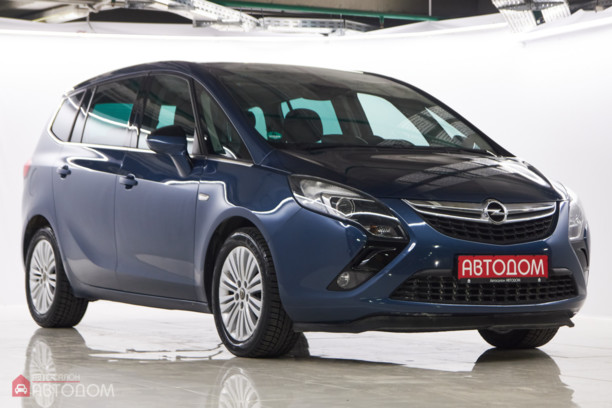 Opel Zafira C, 7 мест, 2015 г.